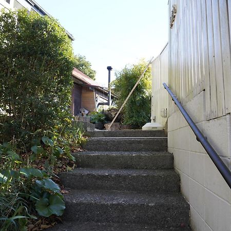 Gloce 葉山 囲炉裏付古民家ゲストハウス L Hayama Old Folk House With Sunken Hearth Buitenkant foto